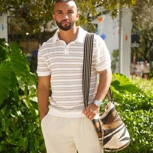 Large Handwoven Bucket Crossbody Bag – Boho Tassel Shoulder Bag